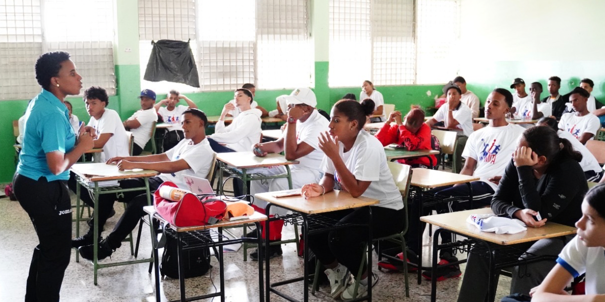  imagen viceministra de Asuntos T&eacute;cnicos y Pedag&oacute;gicos del Ministerio de Educaci&oacute;n, Ancell Scheker 