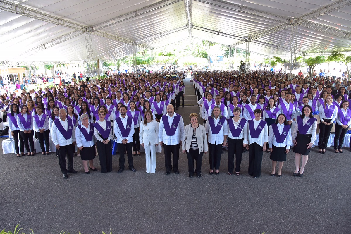  imagen Graduados ISFODOSU 