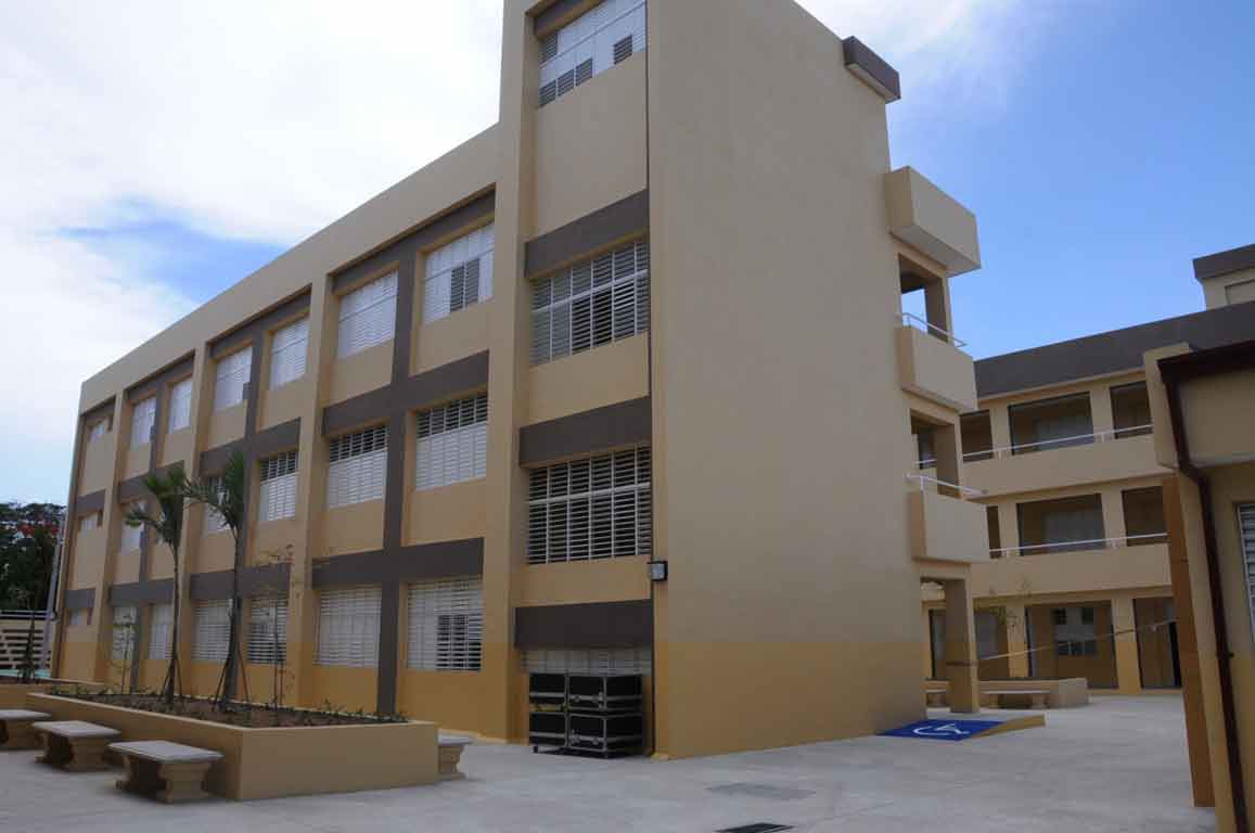  imagen Danilo Medina entrega a Santiago tres nuevas escuelas con 71 aulas para la Jornada Escolar Extendida 