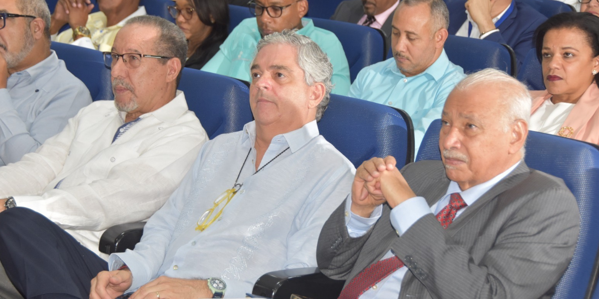  imagen Ministro &Aacute;ngel Hern&aacute;ndez 