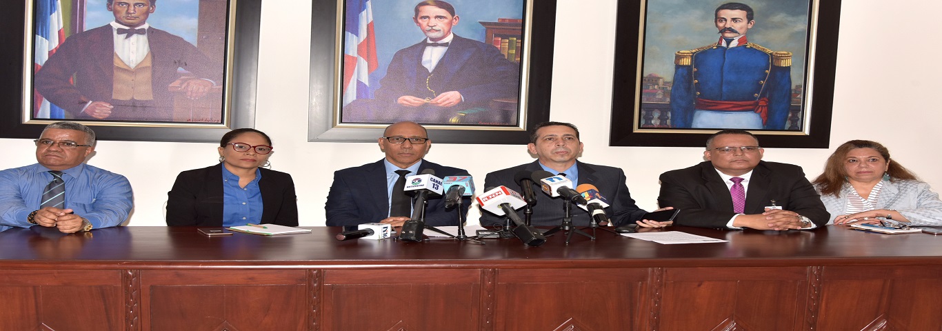  imagen Directivos del MINERD 