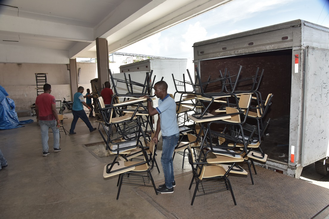  imagen Mobiliario a ser distribuido por el MINERD 