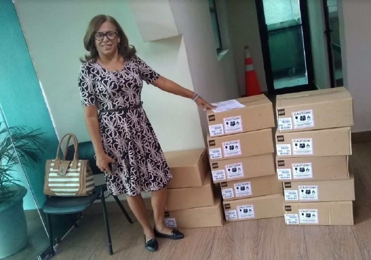  imagen Acto de entrega de equipos 