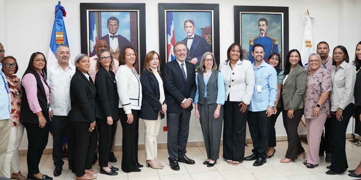  imagen Ministro &Aacute;ngel Hern&aacute;ndez&nbsp; 