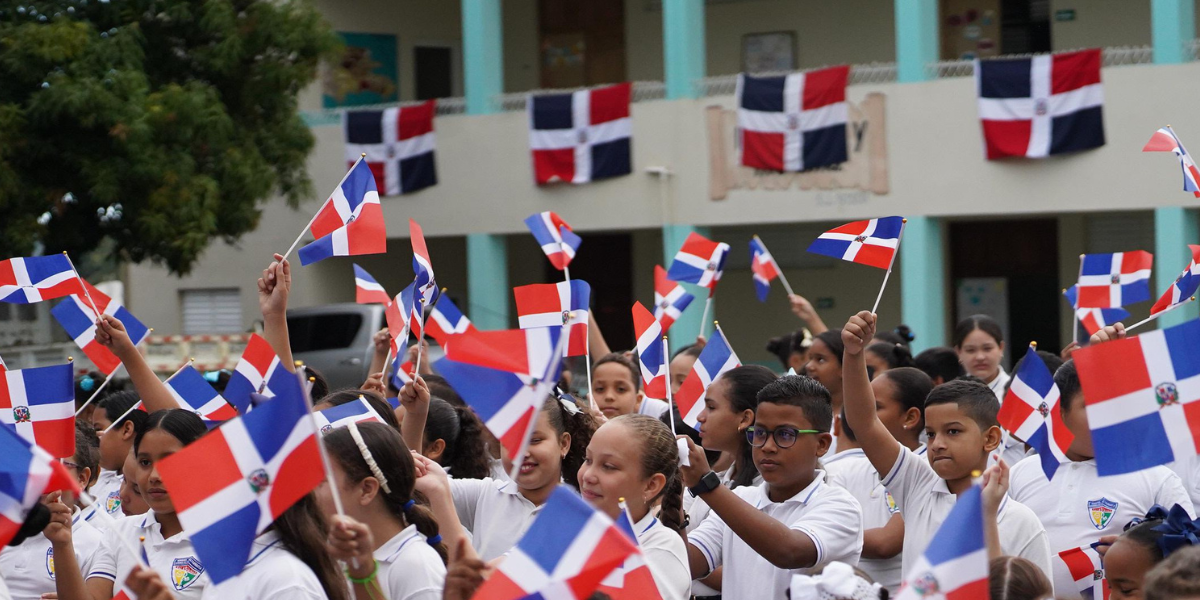  imagen &nbsp;ministro de Educaci&oacute;n, &Aacute;ngel Hern&aacute;ndez en conmemoracion de Duarte&nbsp; 