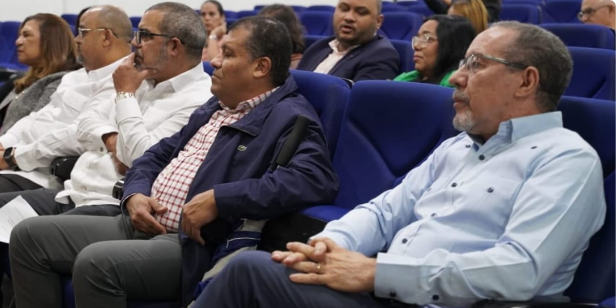  imagen viceministro de Planificaci&oacute;n y Desarrollo Educativo, Rolando Reyes, 