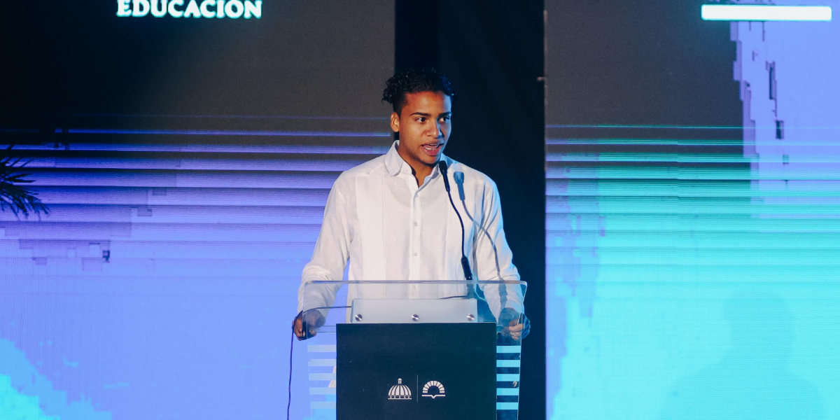  imagen apertura de la cuarta edici&oacute;n del Campeonato Nacional de Debate 