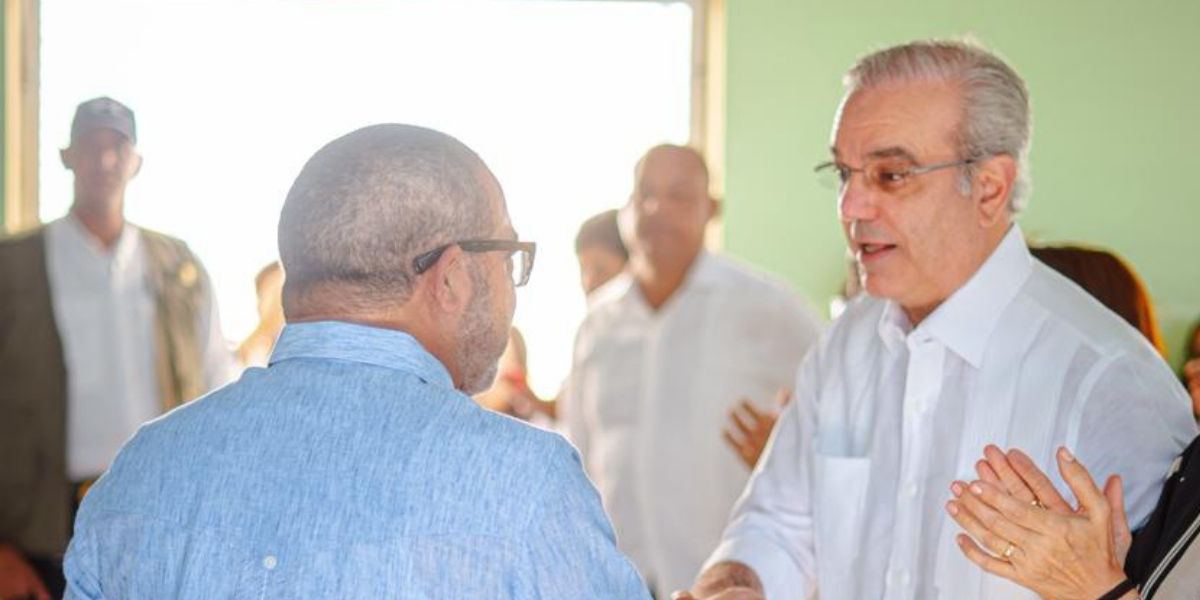  imagen Fotos de la nueva escuela en las Matas de Farfan&nbsp; 