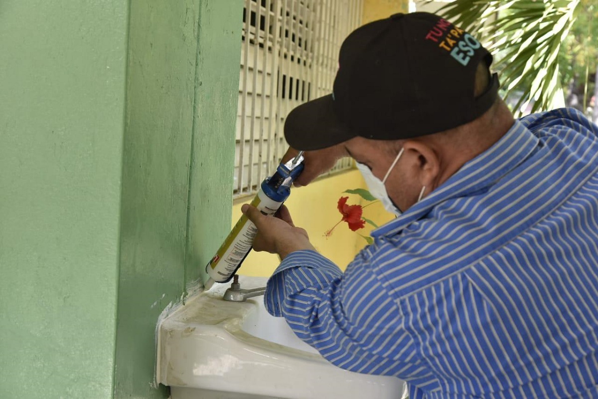  imagen Fachada Liceo &Aacute;ngel Emilio Casado 