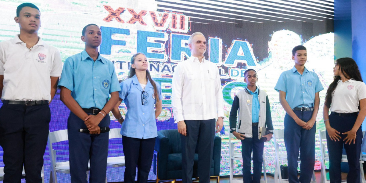  imagen Foto con estudiantes&nbsp; 