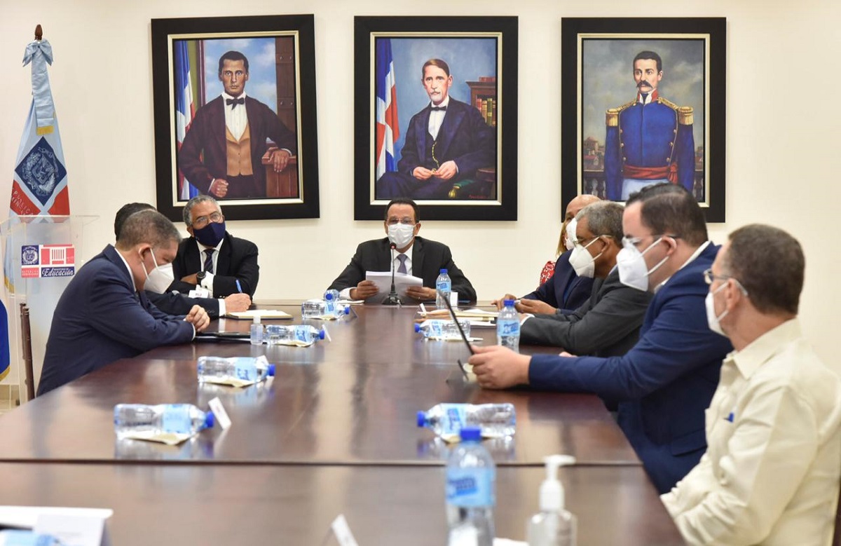  imagen El ministro de Educaci&oacute;n, Antonio Pe&ntilde;a Mirabal 