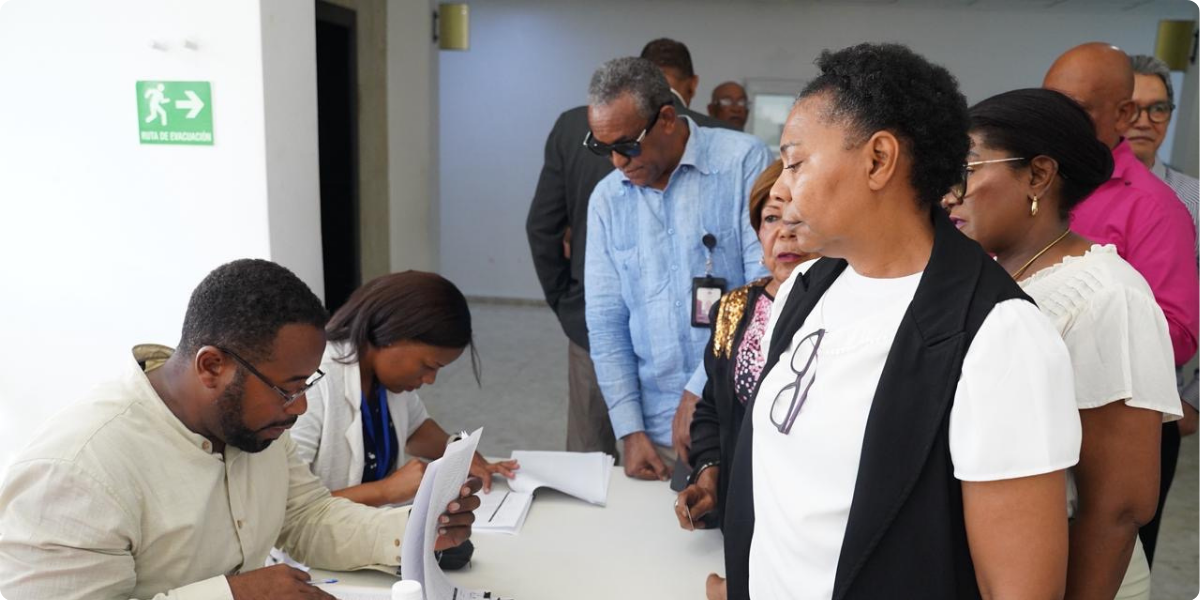  imagen Fotos empleados&nbsp; 