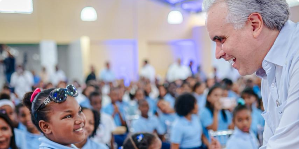  imagen &nbsp;inauguraci&oacute;n de la Escuela B&aacute;sica Comunitaria Barrio Lindo 