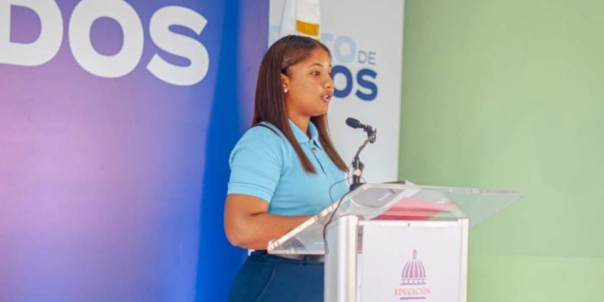  imagen Fotos de la nueva escuela en las Matas de Farfan&nbsp; 