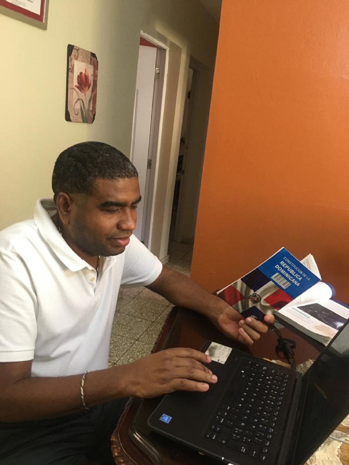  imagen Los participantes de esta tercera etapa son los maestros que aprobaron el Concurso de Oposici&oacute;n Docente del MINERD, realizado a mediados del pasado a&ntilde;o 2019.
&nbsp; 