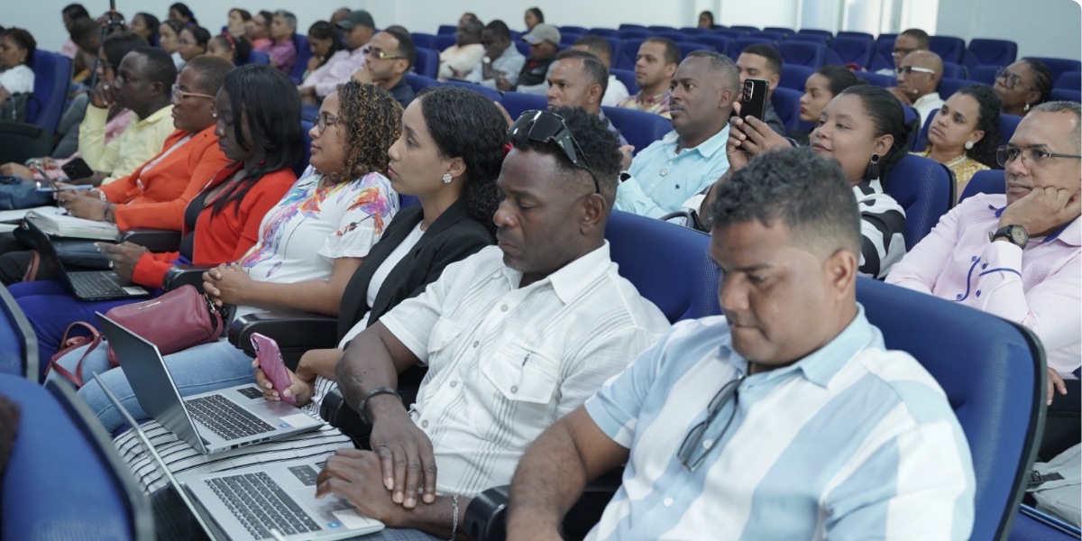  imagen Docentes y t&eacute;cnicos&nbsp; 