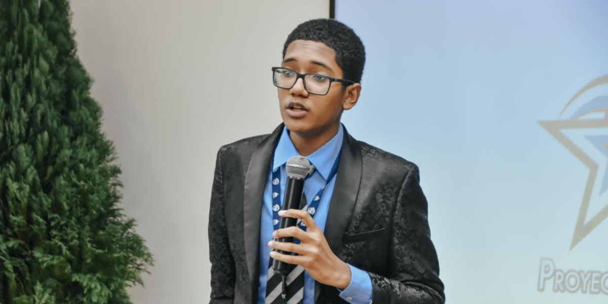  imagen Ministro de&nbsp;Educaci&oacute;n, Luis Miguel De Camps, se reune en el salon Ercilia Pepin con el&nbsp;Consejo Nacional de Educaci&oacute;n (CNE) 