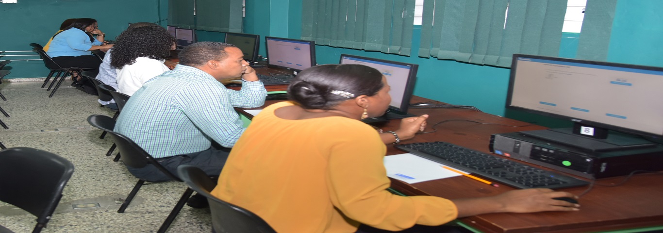  imagen Fachada del MINERD 