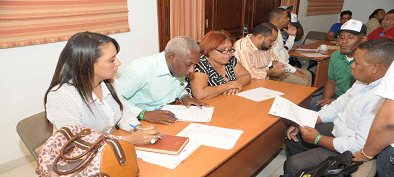  imagen Educación capacita personal docente con miras al nuevo año escolar 