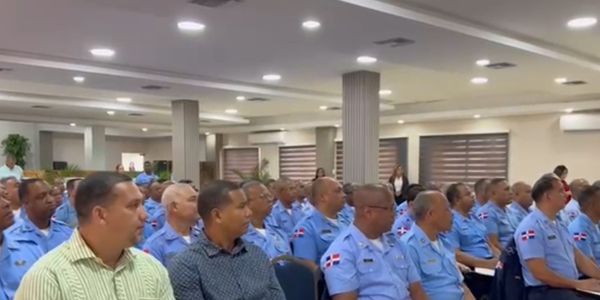  imagen Foto de polic&iacute;a escolar&nbsp; 