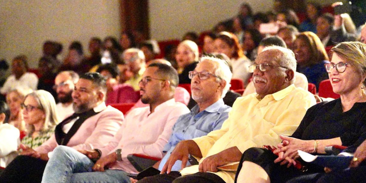  imagen Estudiantes de la Gala Nacional de Arte 