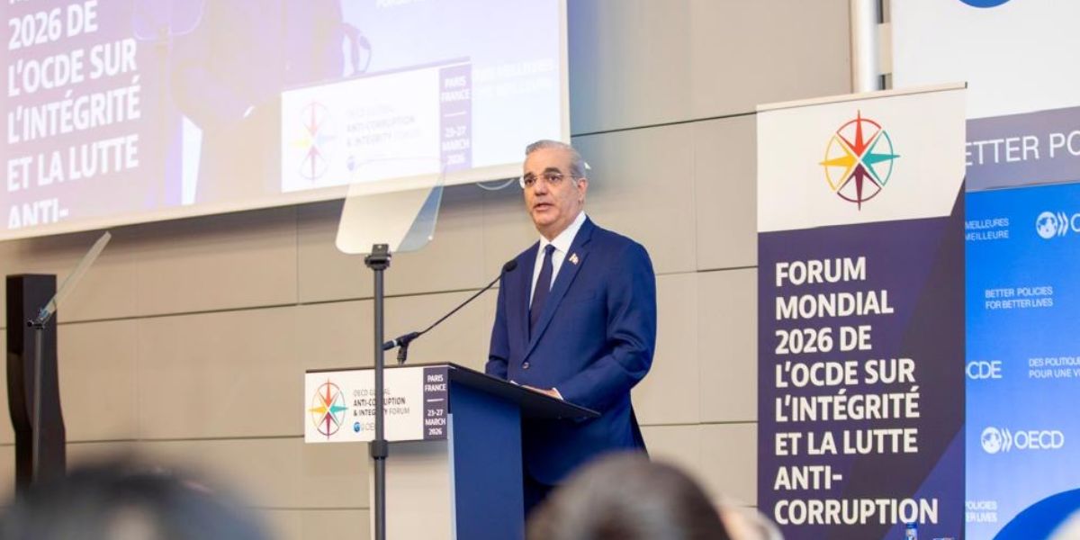  imagen Ministro De Camps junto al presidente Luis Abinader y demas autoridades 