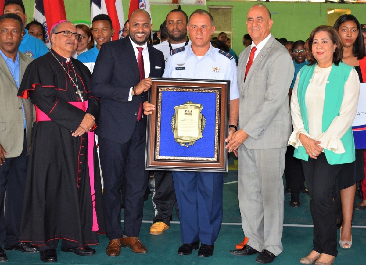  imagen Estudiantes durante el&nbsp;VI Festival de Marcha Escolar&nbsp; 
