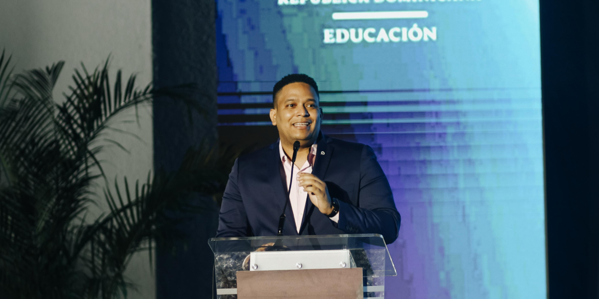  imagen apertura de la cuarta edici&oacute;n del Campeonato Nacional de Debate 