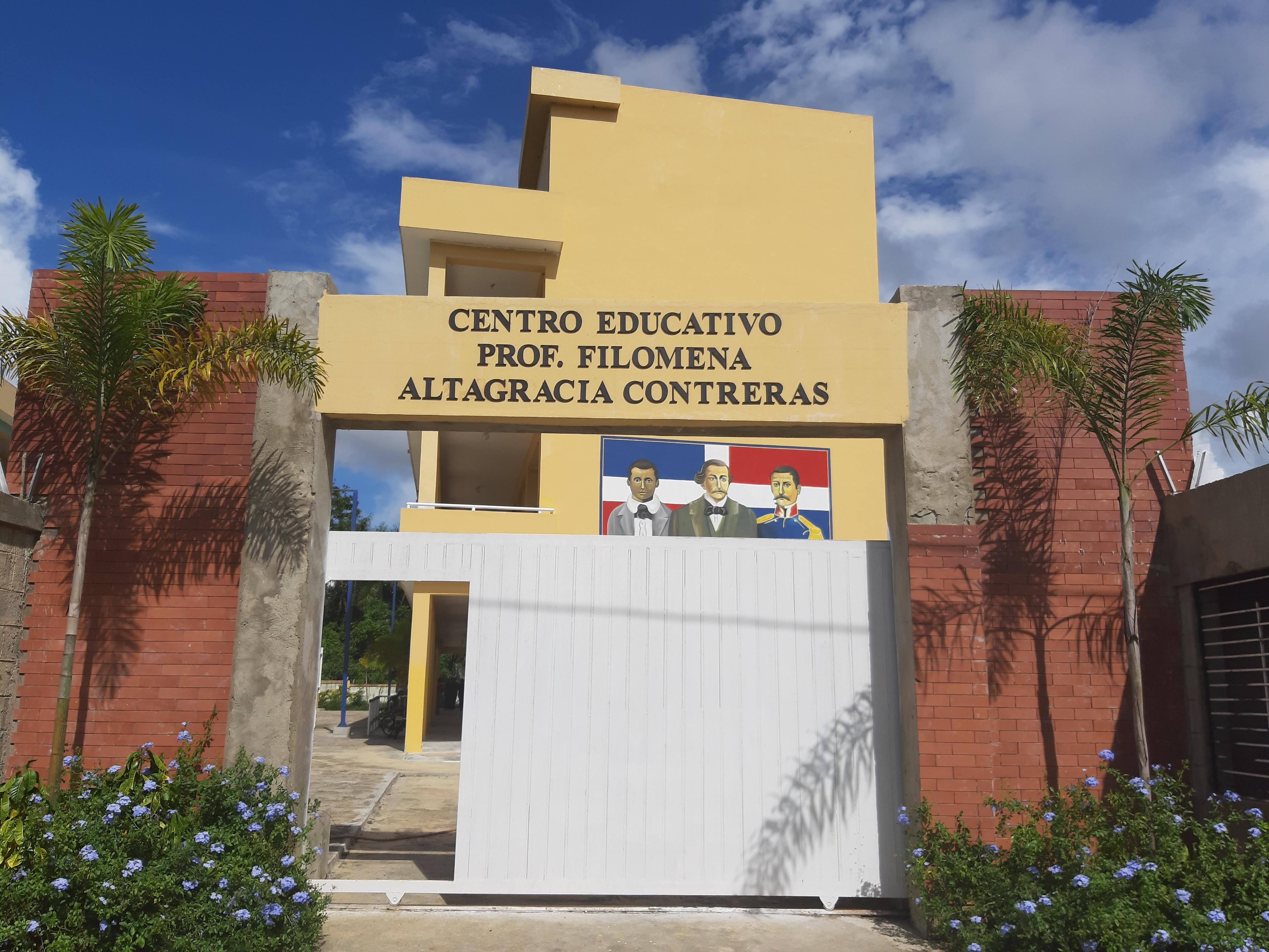  imagen Fachada de la escuela 