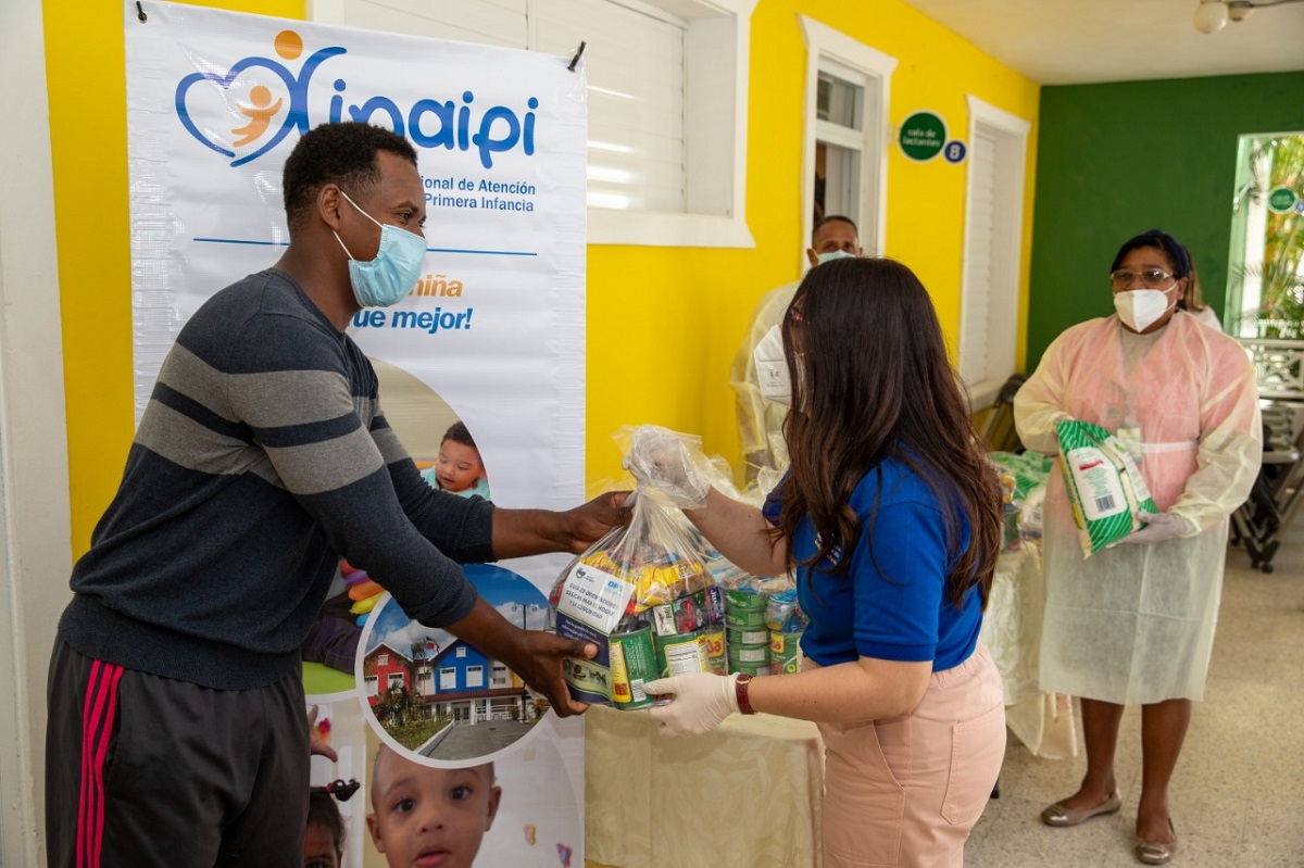  imagen Kenia Lora, directora del INAIPI 