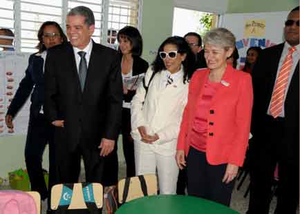  imagen Amarante Baret anuncia inauguración de primeras 24 estancias infantiles  