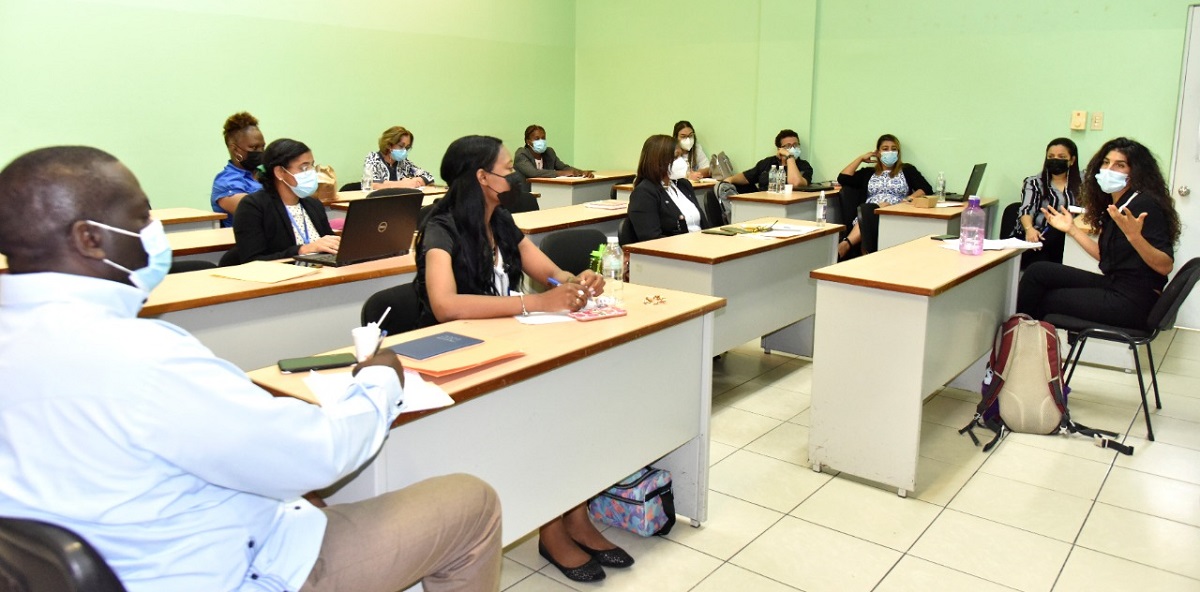  imagen La directora de Equidad de G&eacute;nero y Desarrollo del Minerd, Nirza D&iacute;az P&eacute;rez 