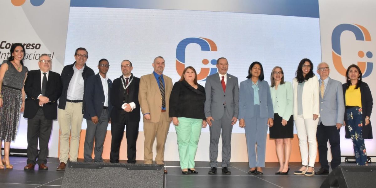  imagen viceministro de Educaci&oacute;n, Oscar Amarg&oacute;s 