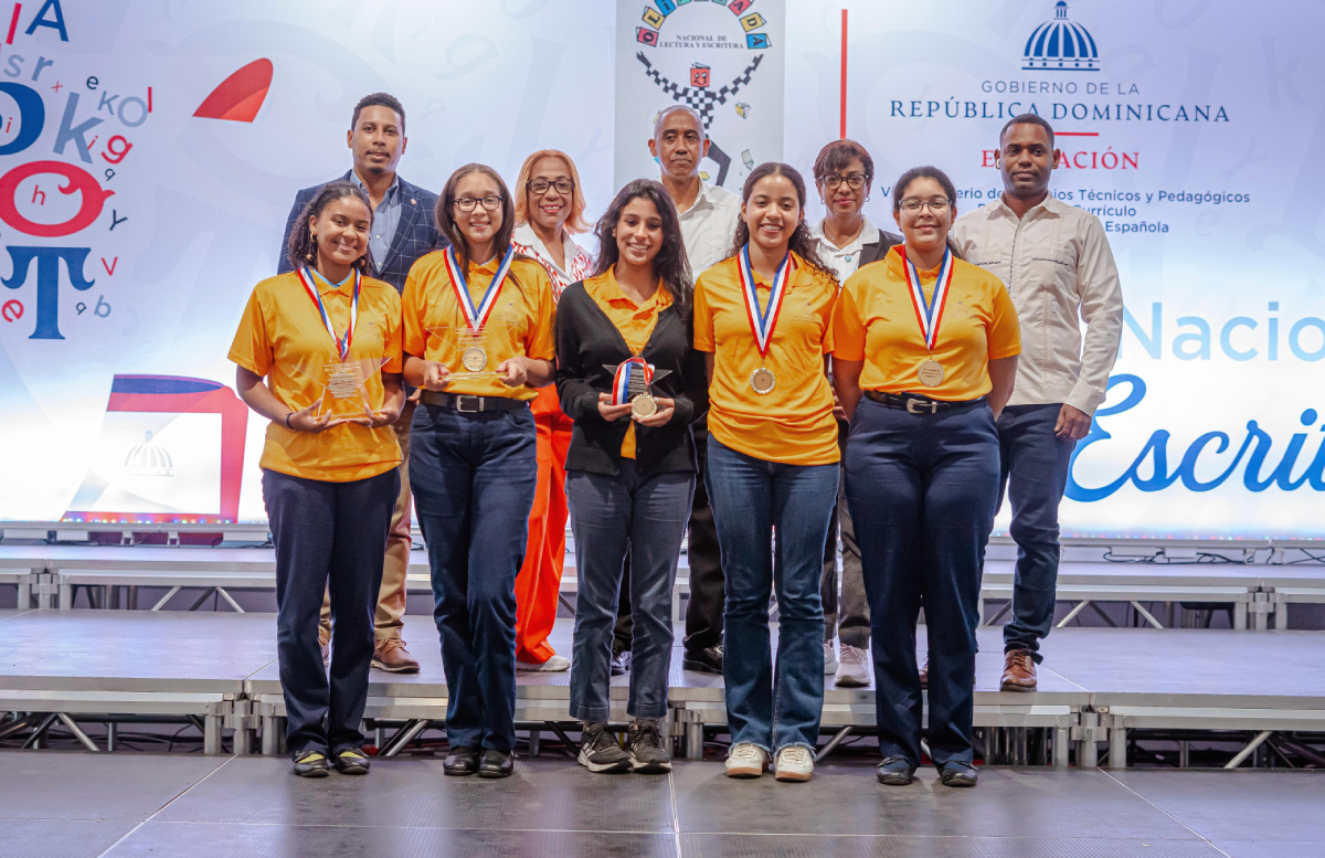  imagen Estudiantes destacados en la vig&eacute;sima segunda edici&oacute;n de la Olimpiada Nacional de Lectura y Escritura 2025 