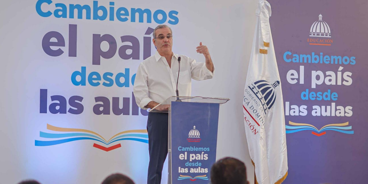  imagen Presidente Abinader entrega dos centros educativos en Pantoja y Pedro Brand&nbsp; 