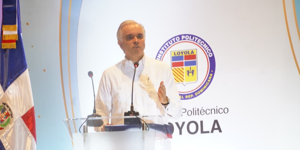  imagen s&eacute;ptima graduaci&oacute;n del Instituto Polit&eacute;cnico Loyola (IPL), 