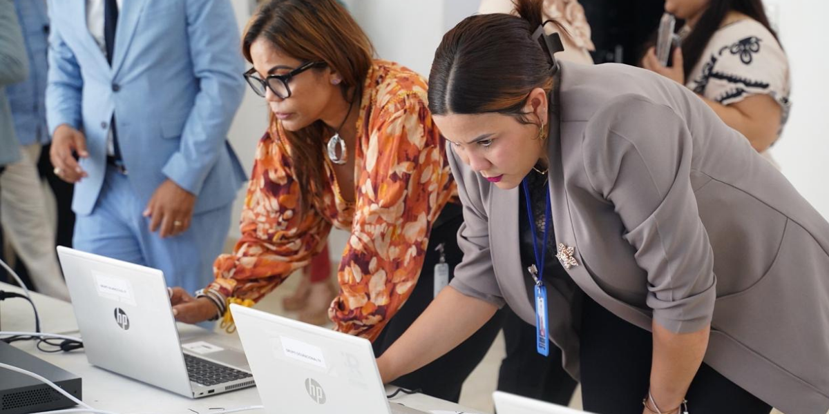  imagen Fotos empleados&nbsp; 