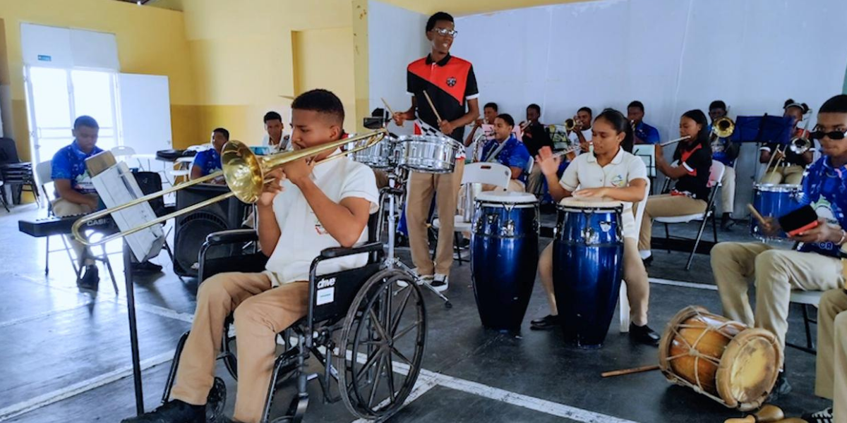  imagen estudiante Enkel Nova V&aacute;squez 