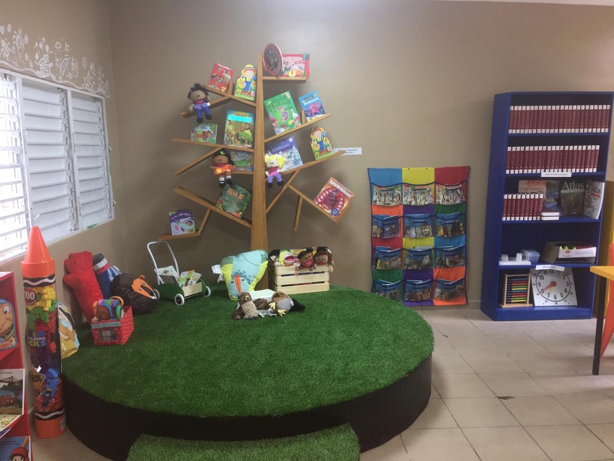  imagen El director de la Regional de Educaci&oacute;n 15 de Santo Domingo lll, Francisco De la Cruz Disla, participa en la inauguraci&oacute;n del Centro de Recursos Multimodales para el Aprendizaje (CREM), el cual se desarrolla en el marco de La Estrategia de Formaci&oacute;n Continua Centrada en la Escuela (EFCCE) del Instituto Tecnol&oacute;gico de Santo Domingo (INTEC). 