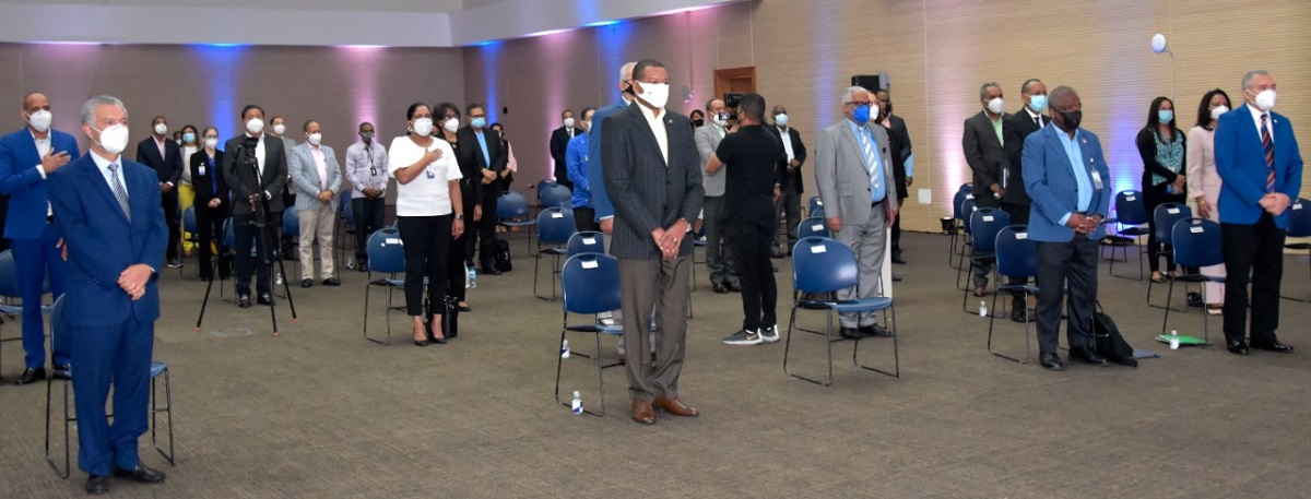  imagen El taller fue impartido por &Aacute;ngel Lockward, presidente de FUNDESEP. Dijo que cada funcionario que forma parte de las diferentes &aacute;reas del Ministerio de Educaci&oacute;n, se capacita para tener una noci&oacute;n m&aacute;s amplia sobre sus funciones.
&nbsp; 
