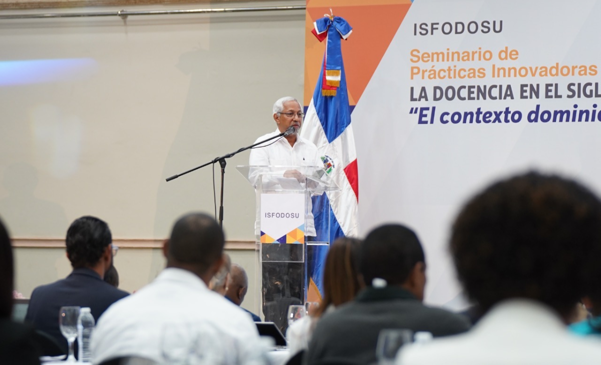  imagen Ministro de Educaci&oacute;n, &Aacute;ngel Hern&aacute;ndez.&nbsp; 