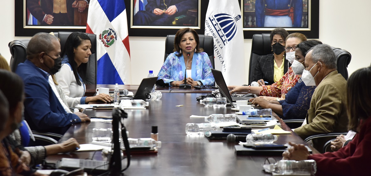  imagen La viceministra de Asuntos T&eacute;cnicos y Pedag&oacute;gicos del Ministerio de Educaci&oacute;n, Ligia P&eacute;rez 