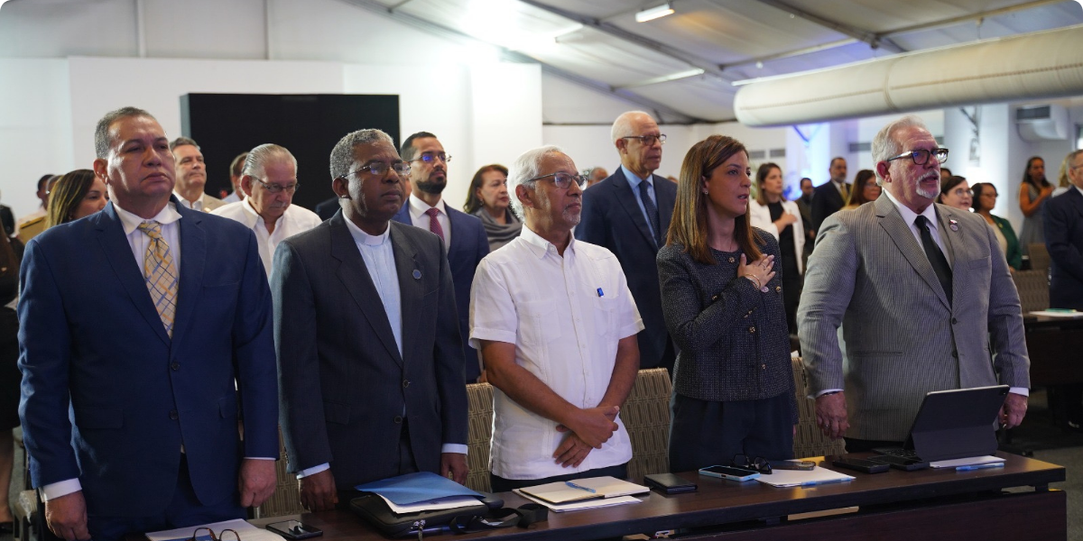 imagen El ministro de Educaci&oacute;n, &Aacute;ngel Hern&aacute;ndez 