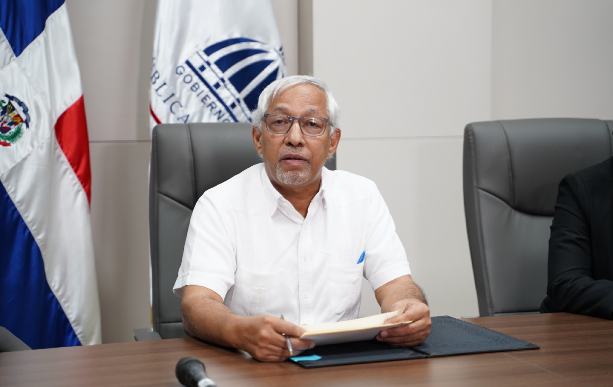  imagen Ministro de Educaci&oacute;n, &Aacute;ngel Hern&aacute;ndez firma convenio con varias instituciones para la ejecuci&oacute;n del proyecto Unidades de Intervenci&oacute;n Terap&eacute;utica Territoriales (UITT) 