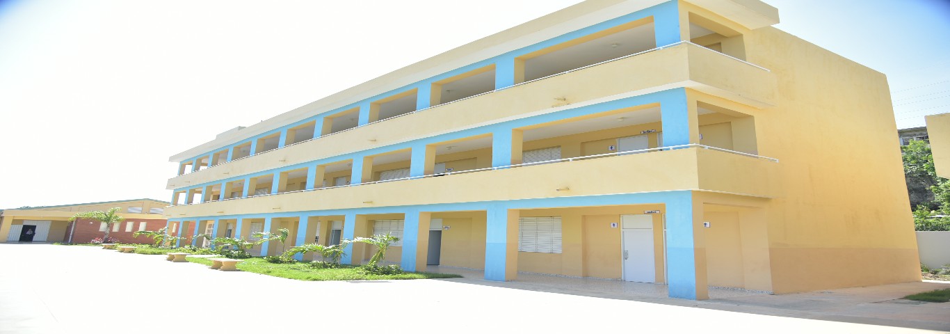  imagen Presidente Medina corta la cinta en ceremonia de inauguraci&oacute;n&nbsp; 