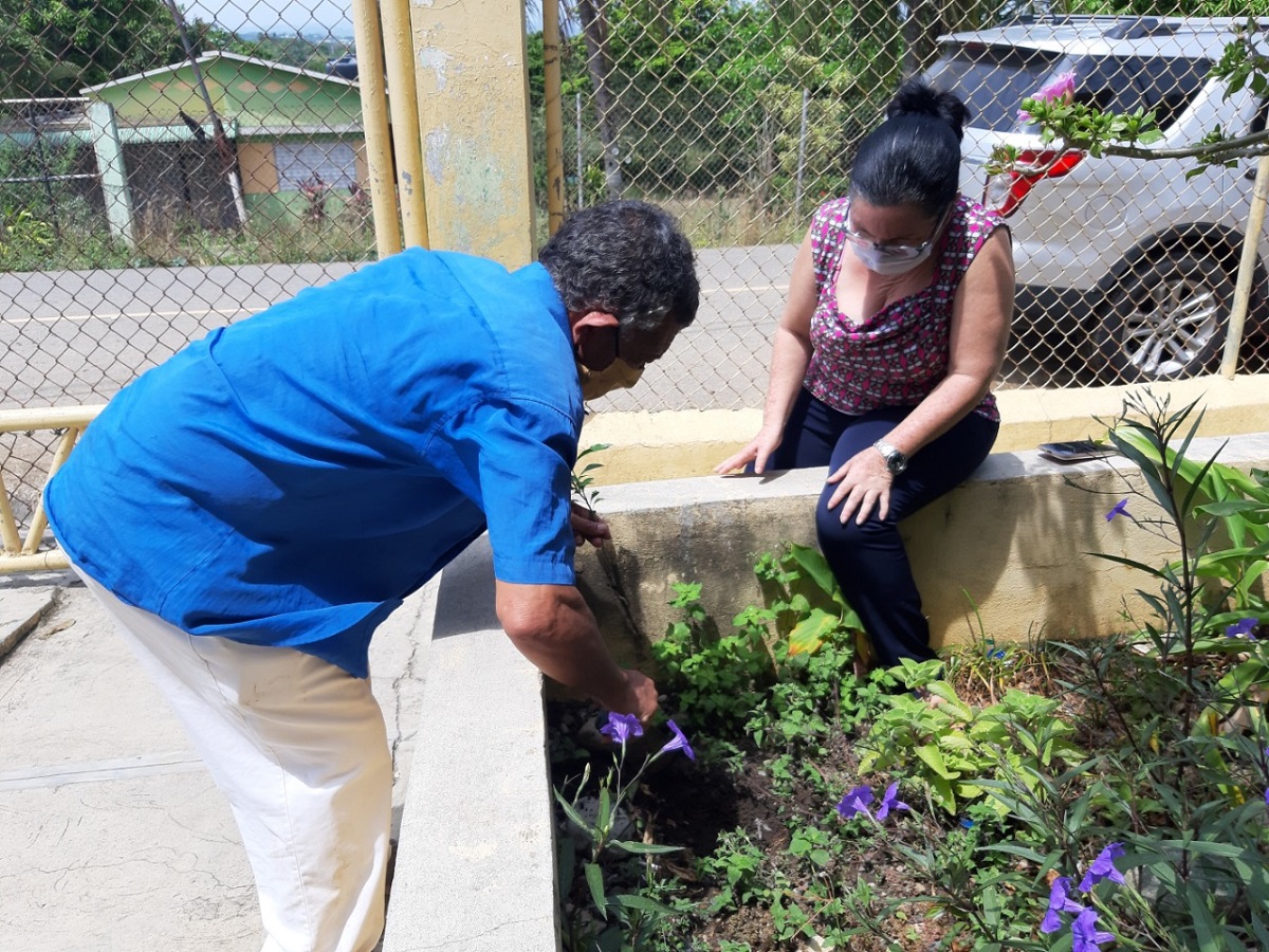  imagen Aslini Brito, director Regional 06, La Vega; Ronald Santana, Regional 10, y otros. 