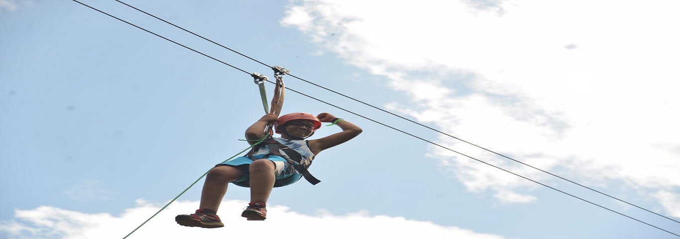  imagen Estudiantes disfrutando de distintas actividades 