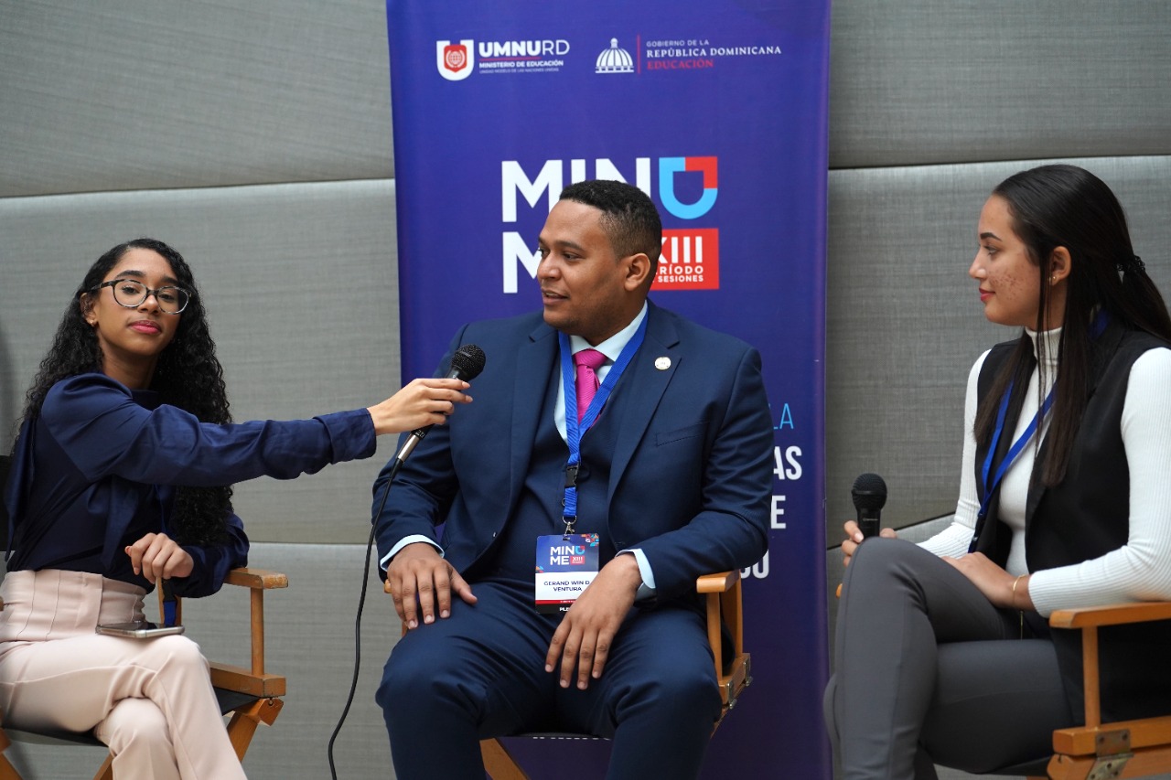  imagen Captura del evento que conto con la participaci&oacute;n de 350 estudiantes de toda la Republica Dominicana 