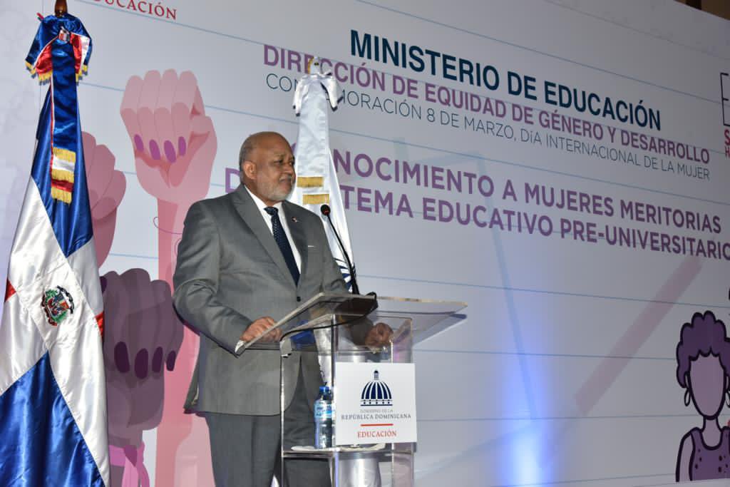  imagen &nbsp;Nirza Diaz, directora de G&eacute;nero y Desarrollo del MINERD 