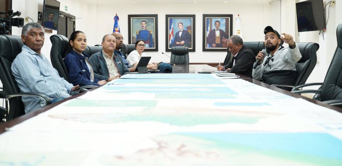  imagen Miembros de la Sala de Crisis del Ministerio de Educaci&oacute;n.&nbsp; 